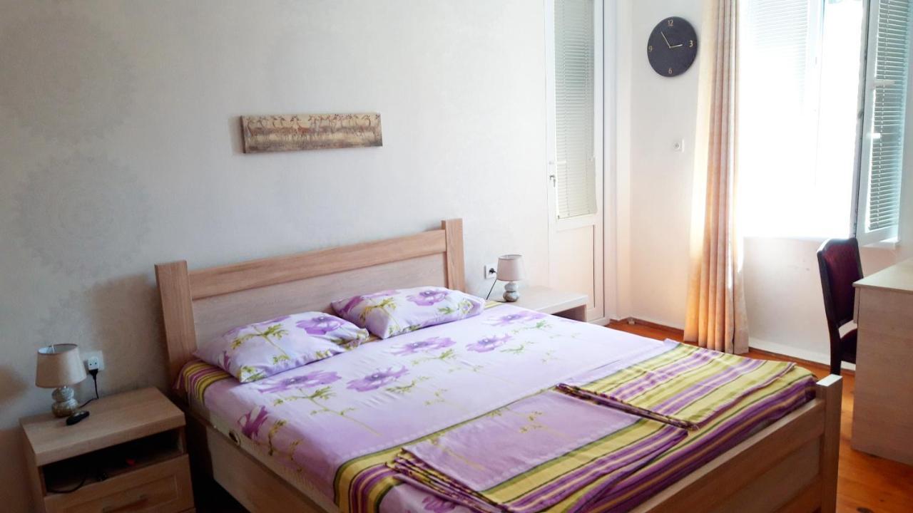 Pospolita Guest House Kutaissi Exterior foto