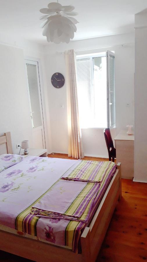 Pospolita Guest House Kutaissi Exterior foto